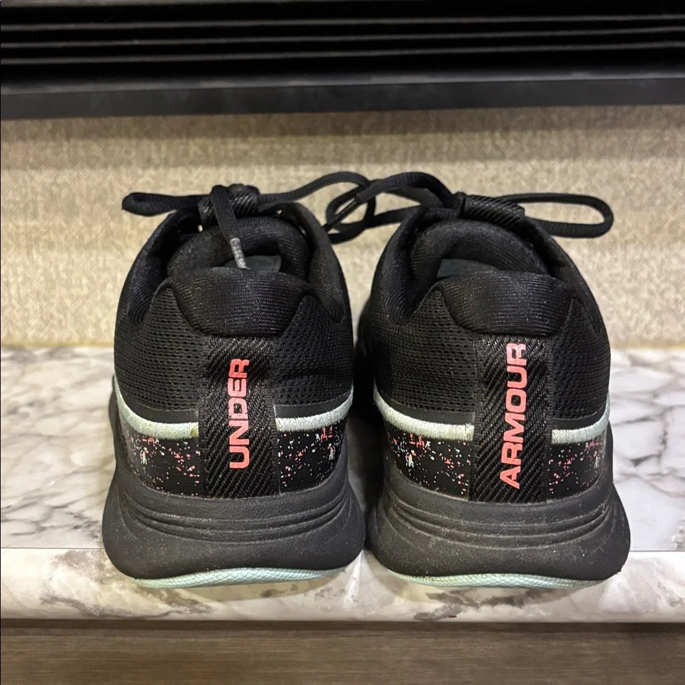 Under‎ Armour Black w multi color accents Breathe Bliss Training Shoe Size 7W - Picture 3 of 8